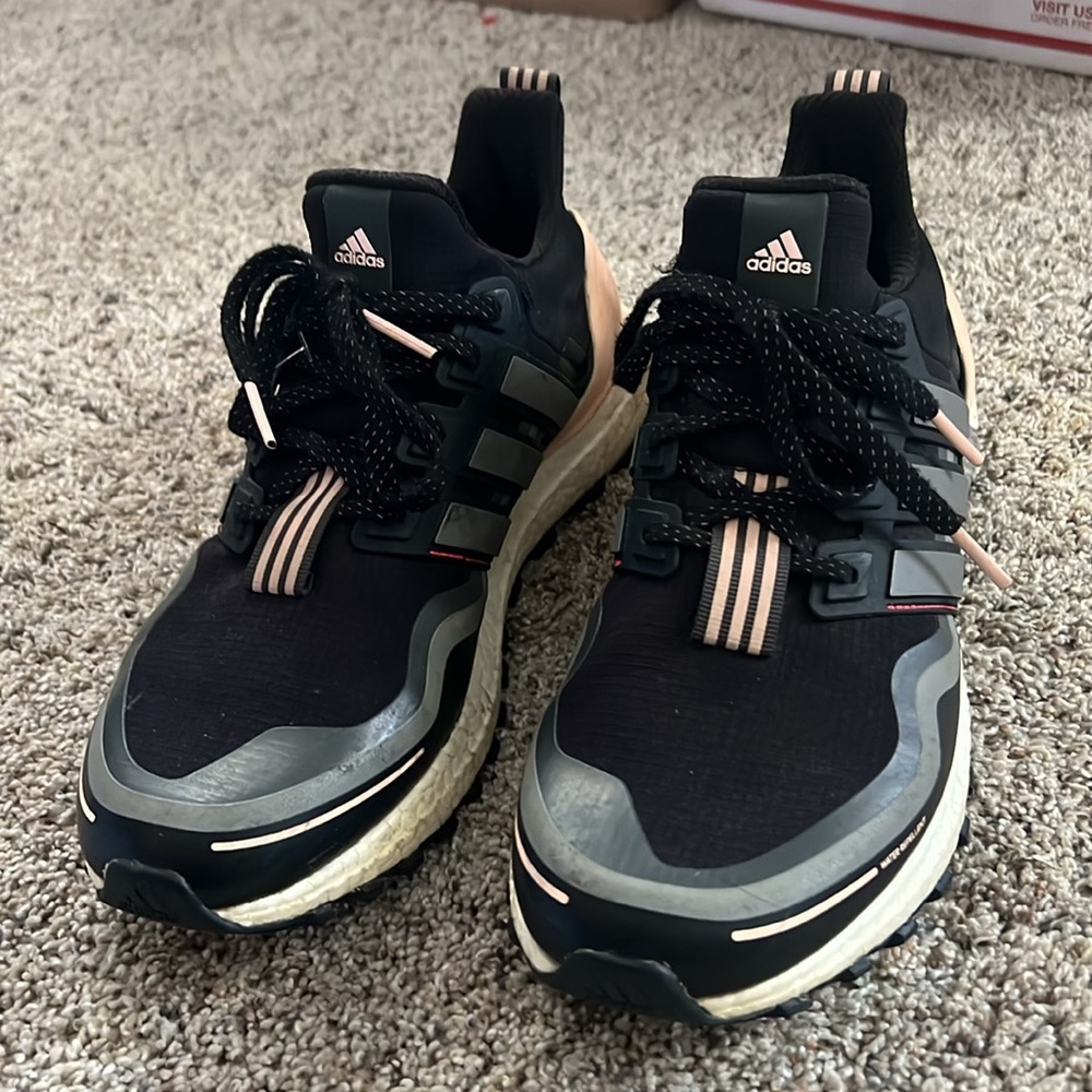 Ultraboost Guard Black Grey Pink